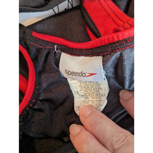 Speedo One Piece Swimsuit Black Red Women's Size 12 - Picture 8 of 8